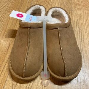 Cat & Jack Tan Kids Slippers